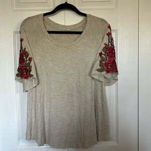 Appliquéd Sleeved Shirt